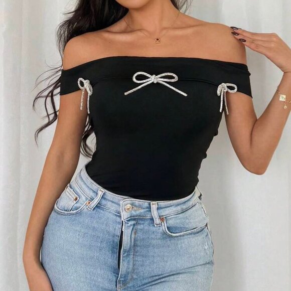 Women's strapless tie front tank top, sleeveless fitted tube top. - Picture 3 of 6